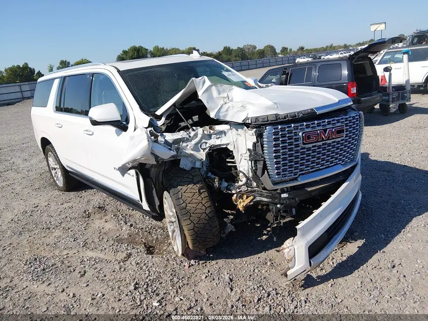 GMC Yukon Xl 4Wd Denali 2023