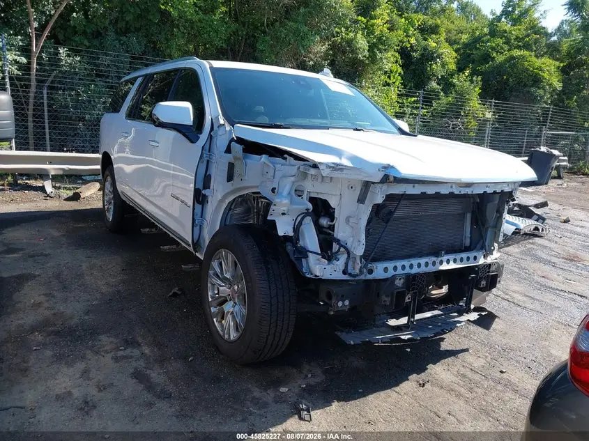 GMC Yukon Xl 4Wd Denali 2021