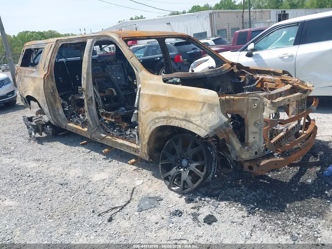 Chevrolet Suburban 2Wd Ls 2024