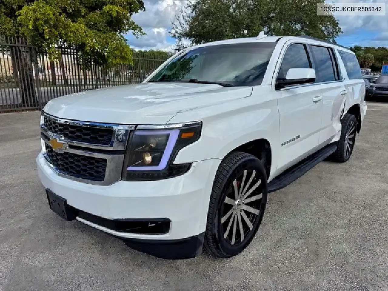 Chevrolet Suburban C1500 Lt 2015