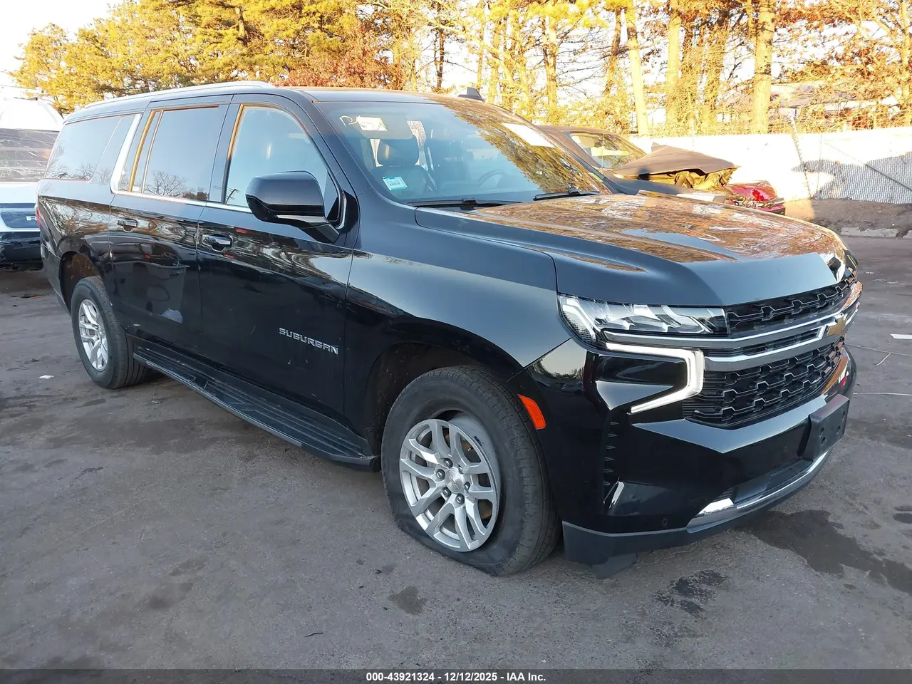 Chevrolet Suburban 4Wd Ls 2023