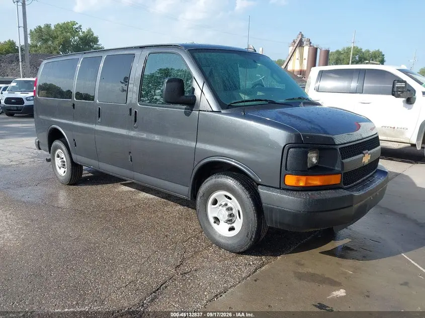 Chevrolet Express 2500 Ls 2016