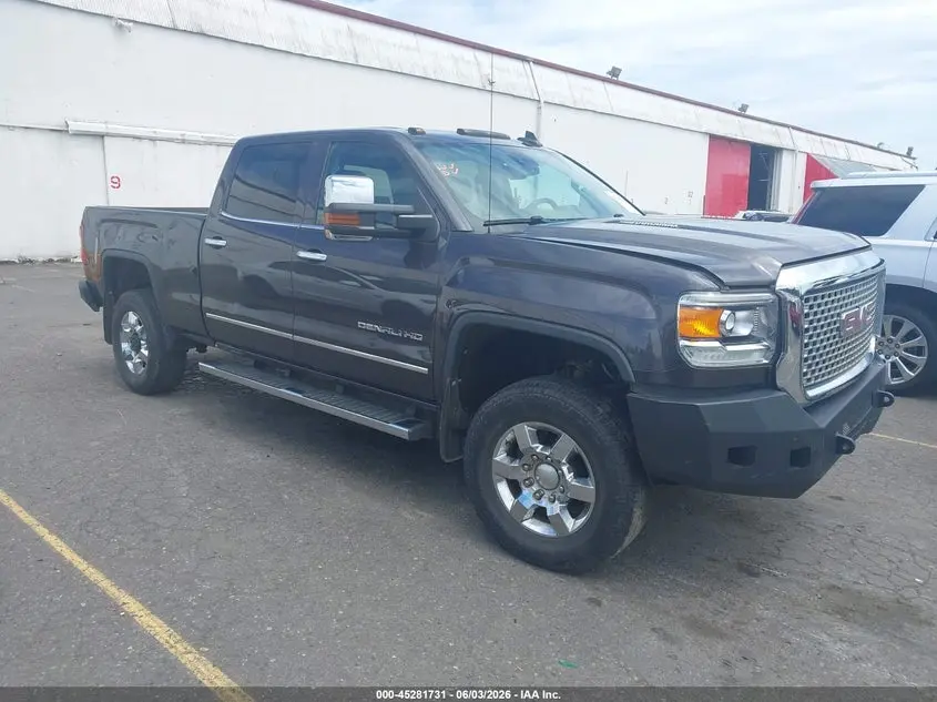 GMC Sierra 3500Hd Denali 2015