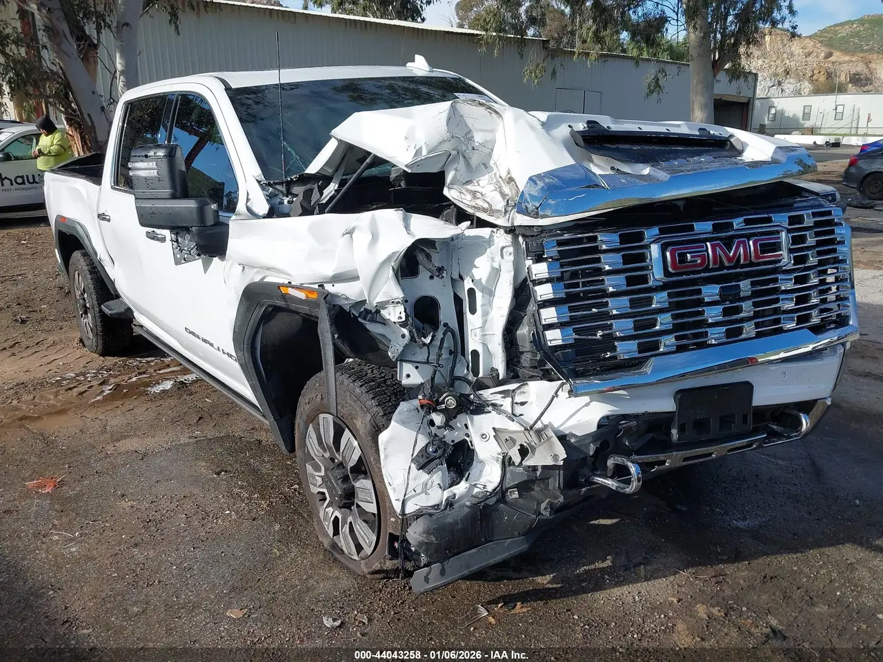 GMC Sierra 2500Hd 4Wd Standard Bed Denali 2025