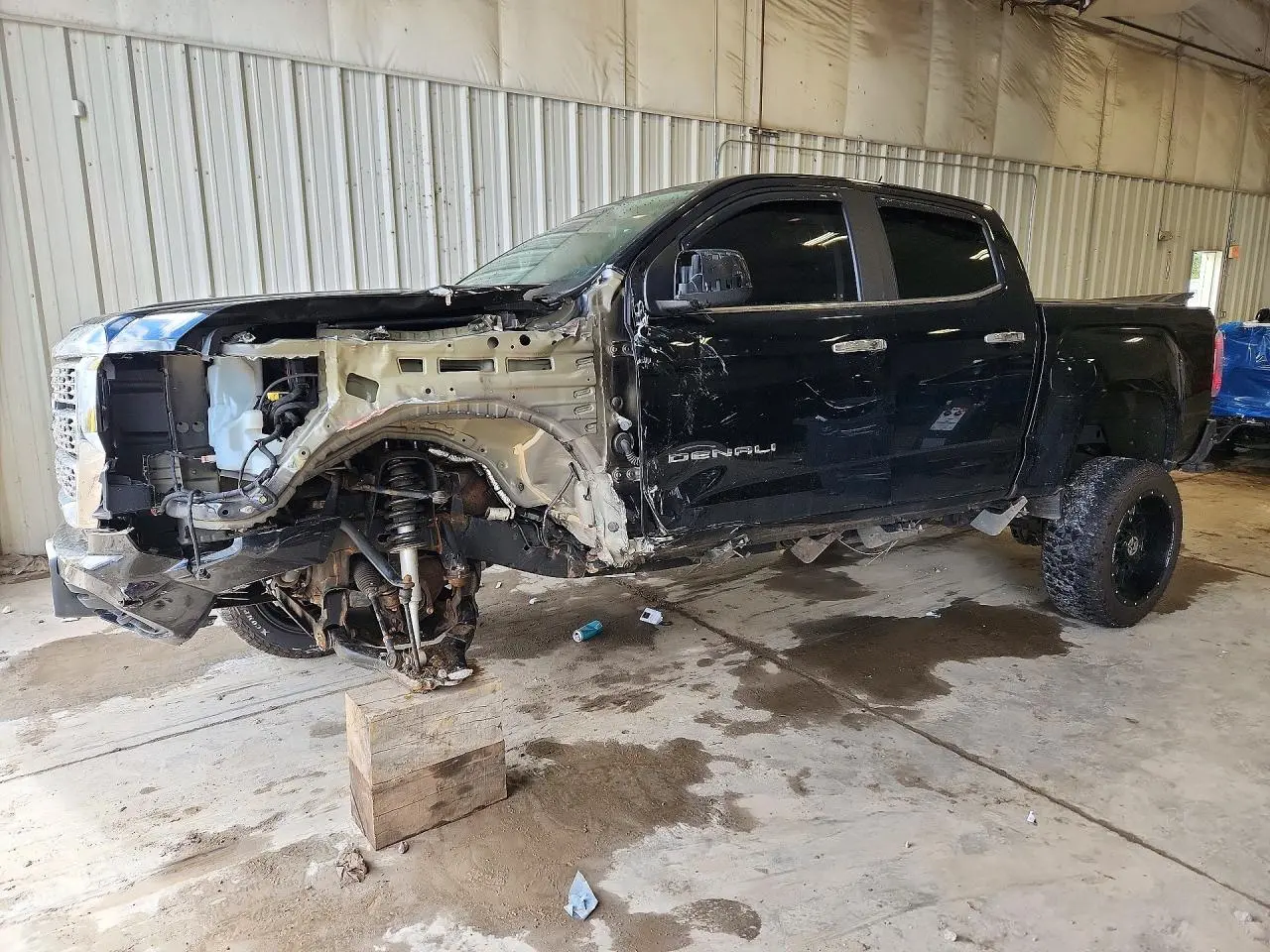GMC Canyon Denali 2021