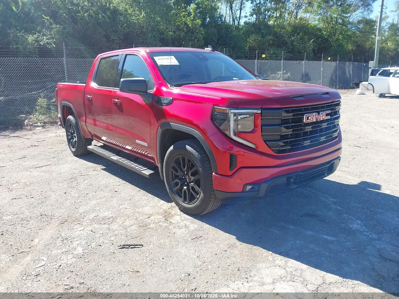 GMC Sierra 1500 4Wd Short Box Elevation With 3Sb 2023
