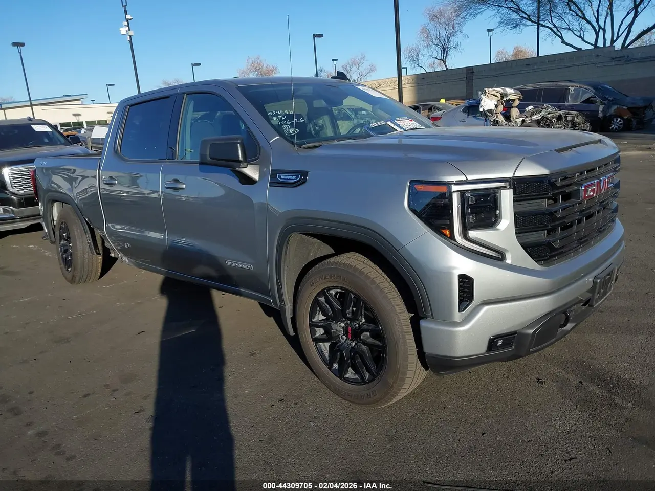 GMC Sierra 1500 4Wd Short Box Elevation With 3Vl 2025
