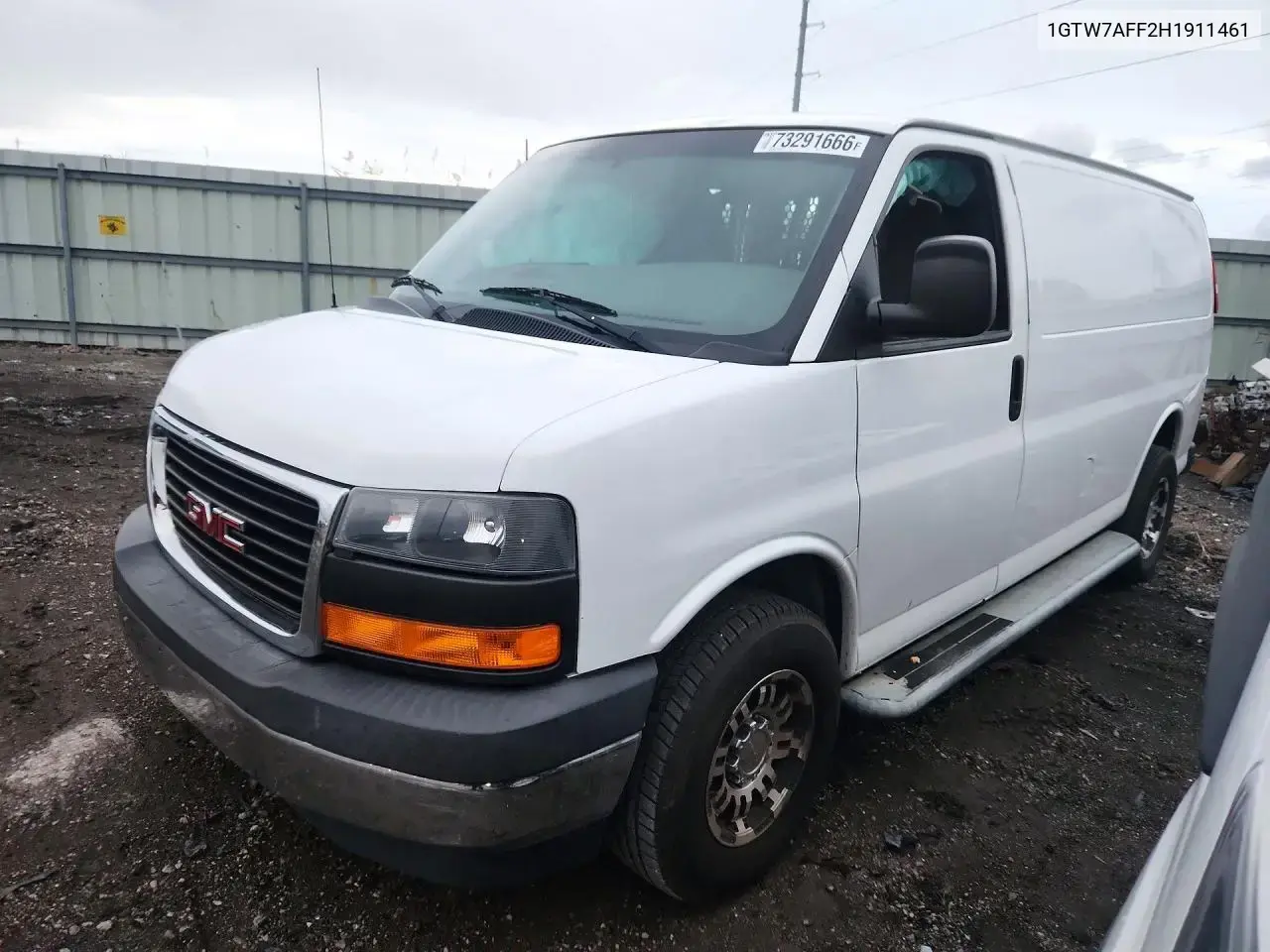 GMC Savana 2500 Delivery Van 2017