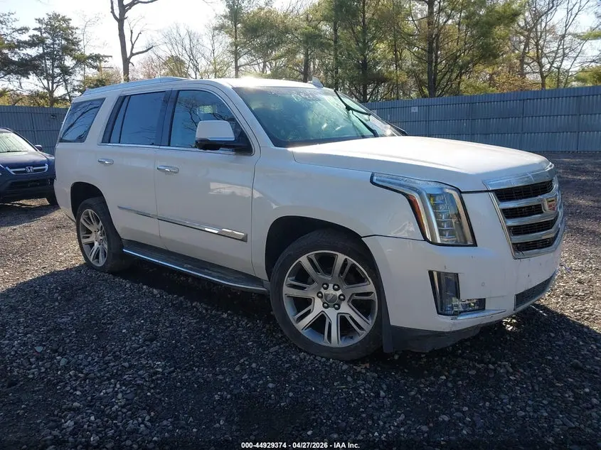 Cadillac Escalade Luxury Collection 2016