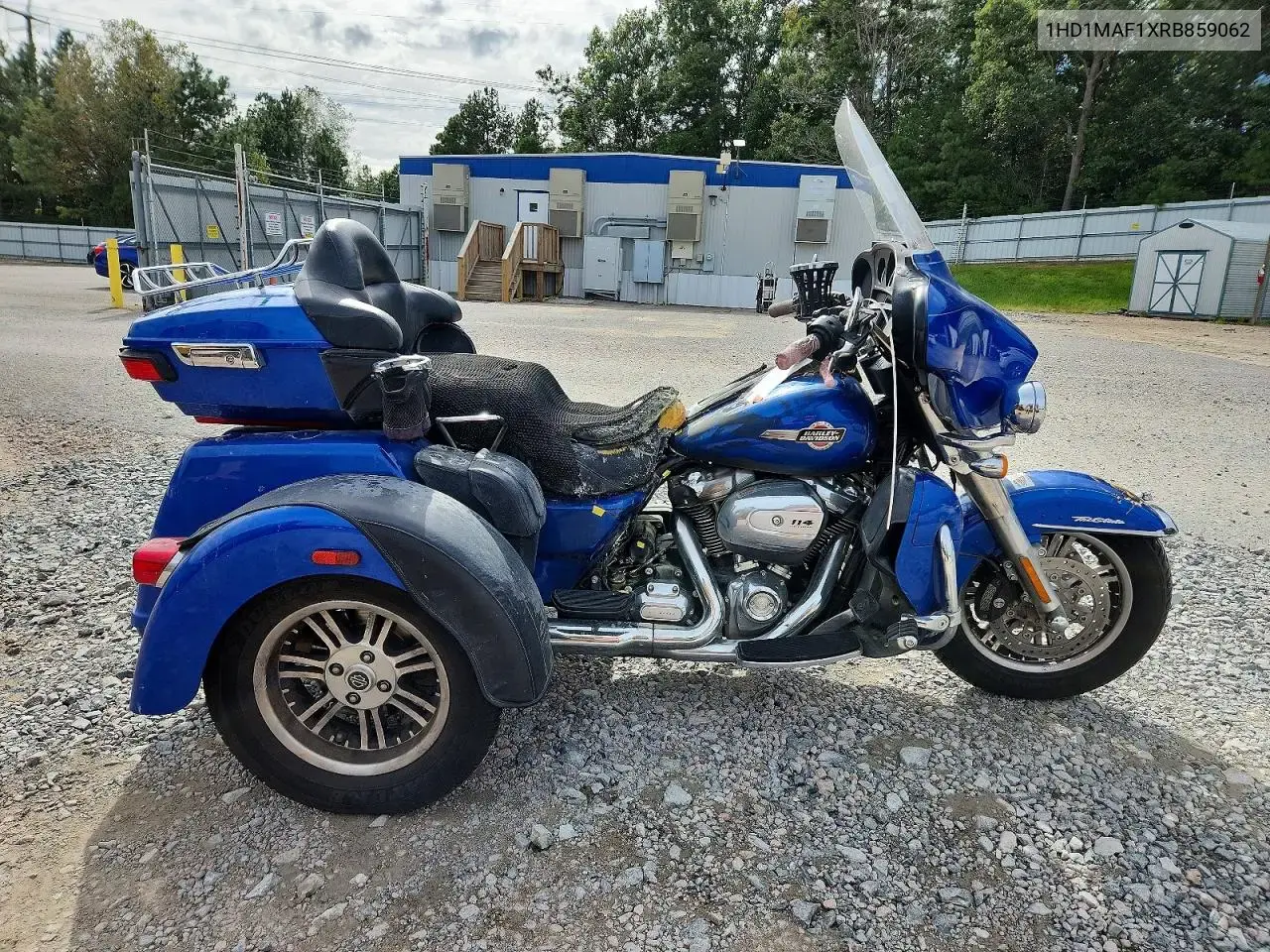 Harley-Davidson Flhtcutg 2024
