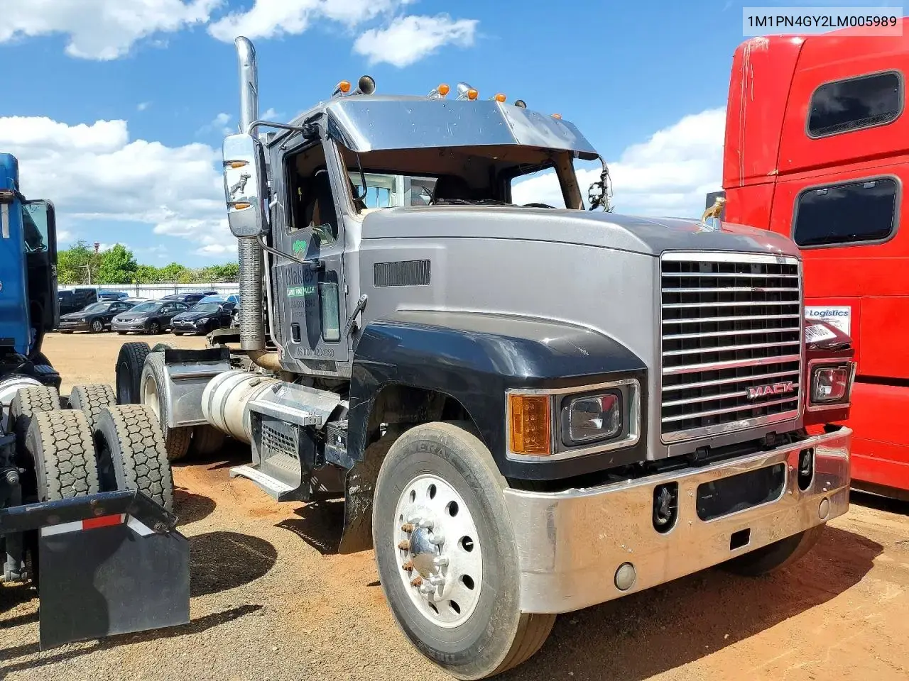 Mack Pinnacle Semi Truck 2020