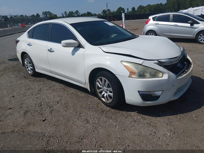 Nissan Altima 2.5 S 2015