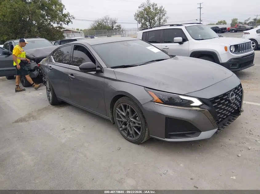 Nissan Altima Sr Vc-Turbo Fwd 2024