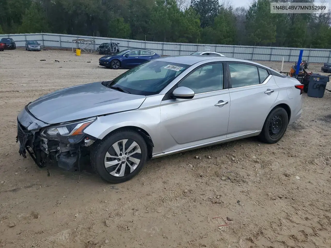 Nissan Altima 2021
