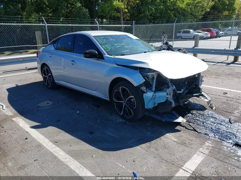 Nissan Altima Sr Fwd 2024