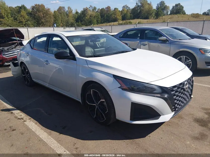 Nissan Altima Sr Fwd 2023