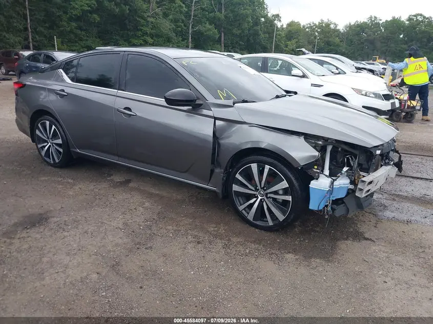 Nissan Altima Sr Fwd 2022