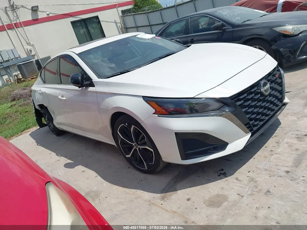 Nissan Altima Sr Fwd 2025