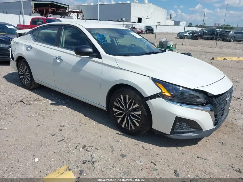 Nissan Altima Sv Fwd 2024