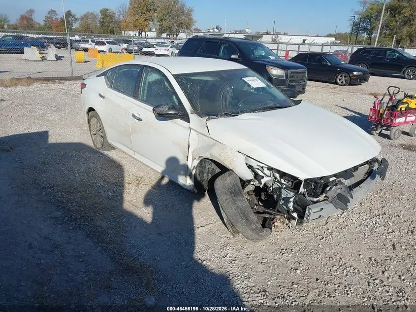 Nissan Altima Sv Fwd 2025