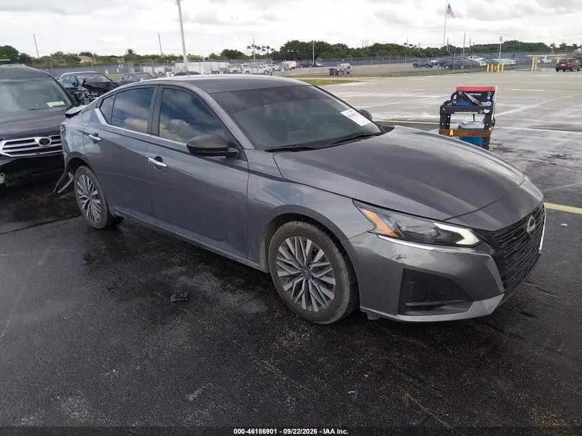 Nissan Altima Sv Fwd 2025