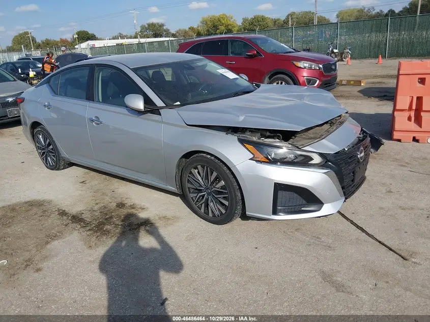 Nissan Altima Sv Fwd 2023