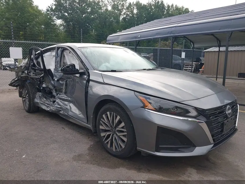 Nissan Altima Sv Intelligent Awd 2023