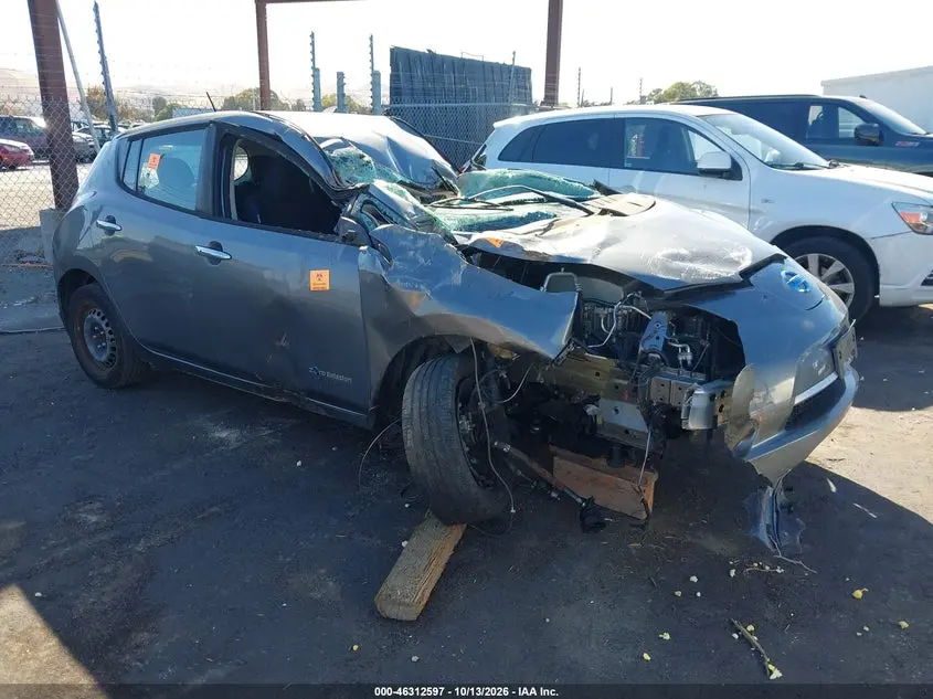 Nissan Leaf S 2016