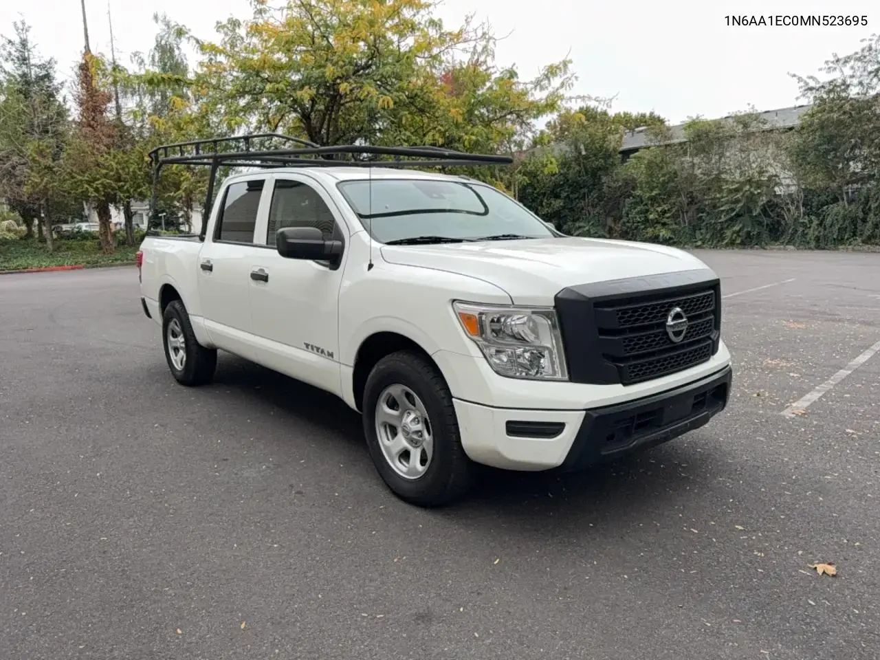 Nissan Titan S 2021
