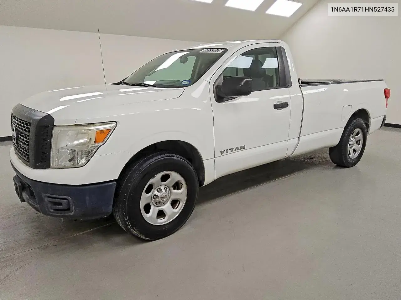 Nissan Titan S 2017