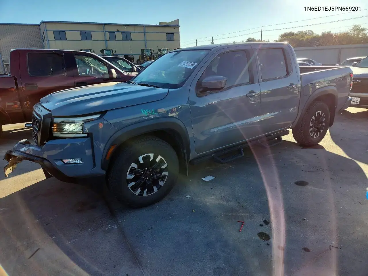 Nissan Frontier Pro-X 2023
