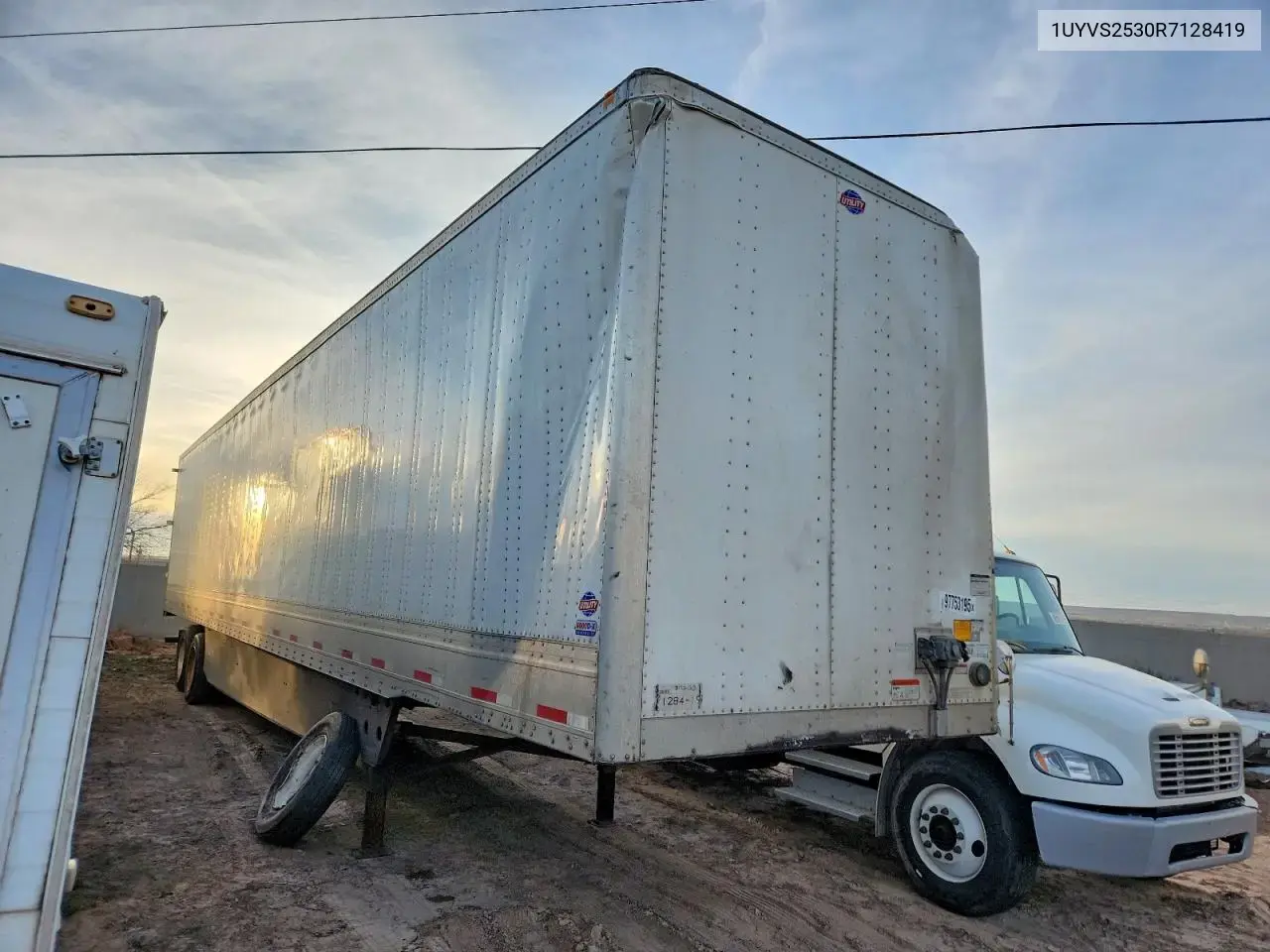 Utility Dry Van Trailer 2024