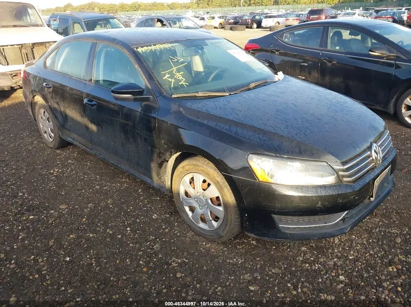 Volkswagen Passat 1.8T S 2015