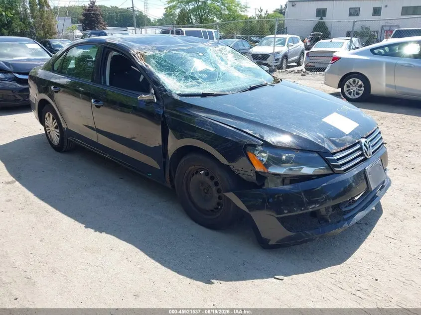 Volkswagen Passat 1.8T S 2015