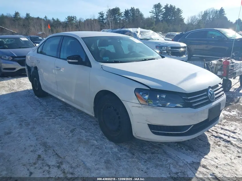 Volkswagen Passat 1.8T S 2015