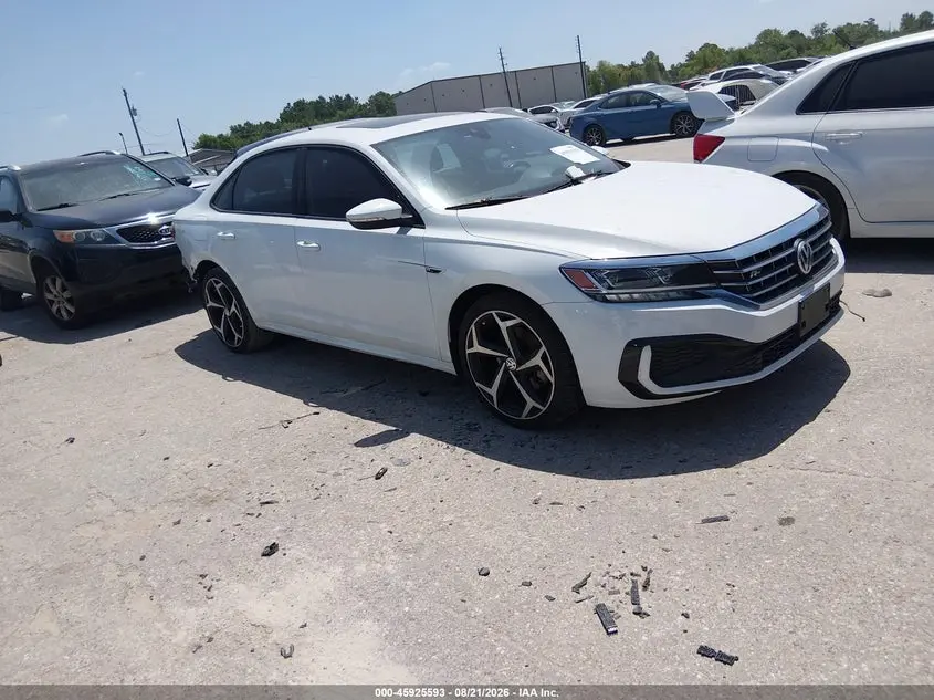 Volkswagen Passat 2.0T R-Line 2021