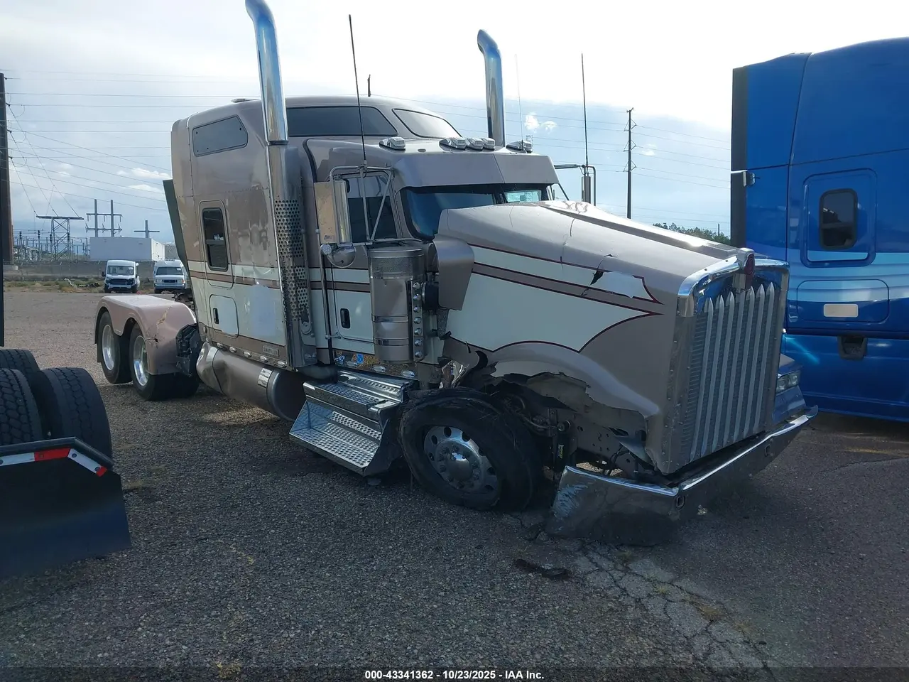 Kenworth W900 2021