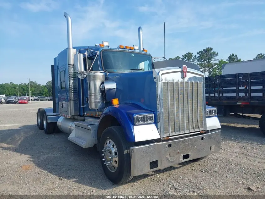 Kenworth W900 2019