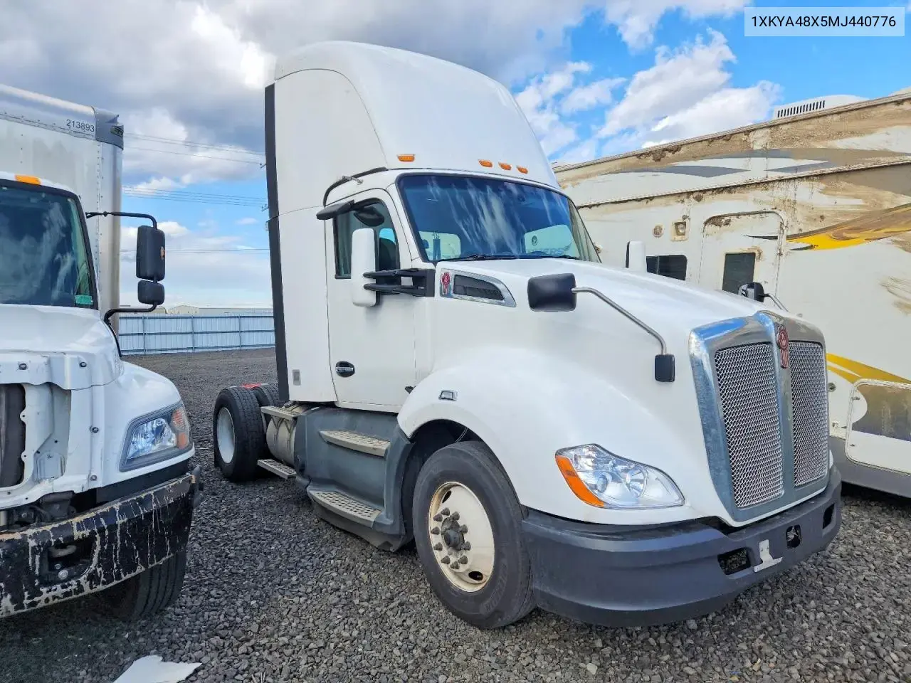 Kenworth T680 Semi Truck 2021