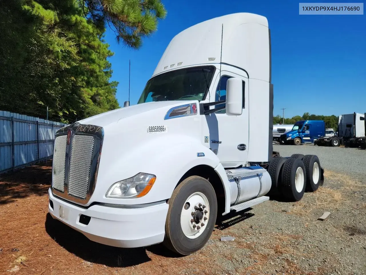 Kenworth T680 Semi Truck 2017