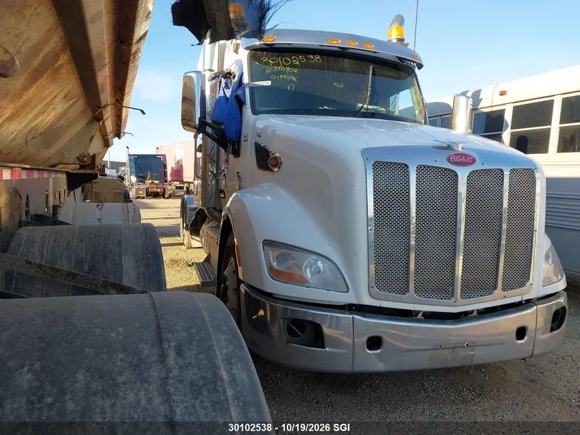 Peterbilt 579 2016