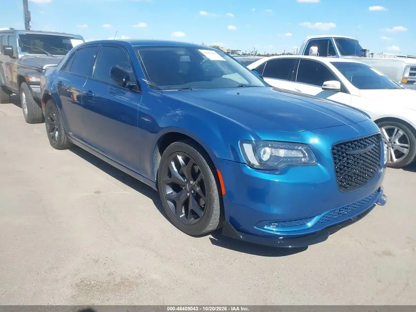 Chrysler 300 Touring 2021