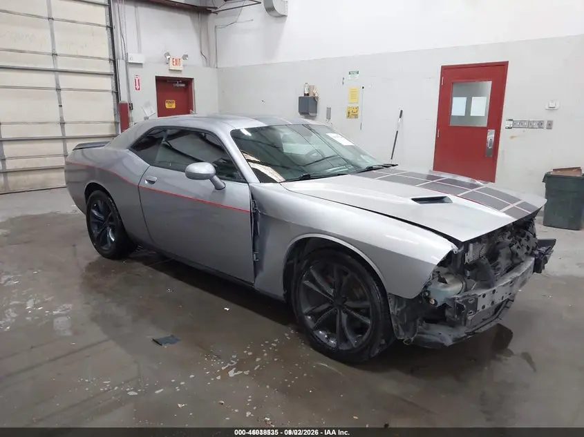 Dodge Challenger Sxt 2016