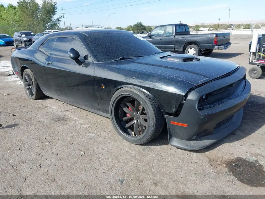 Dodge Challenger 392 Hemi Scat Pack Shaker 2018