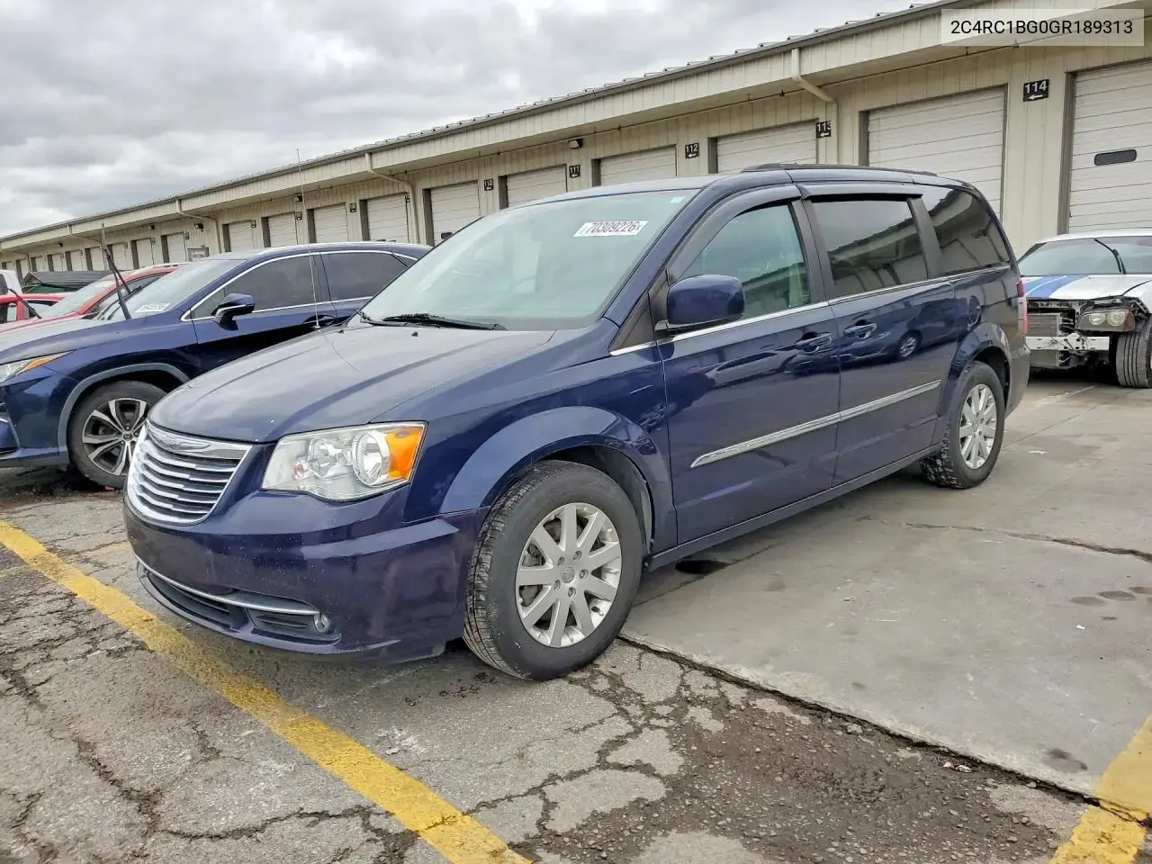 Chrysler Town & Country Touring 2016