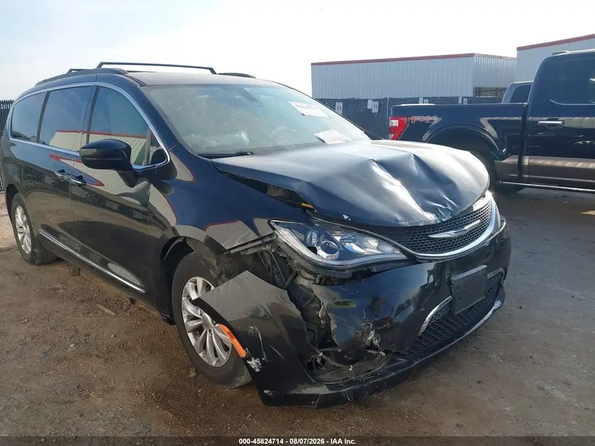 Chrysler Pacifica Touring-L 2017