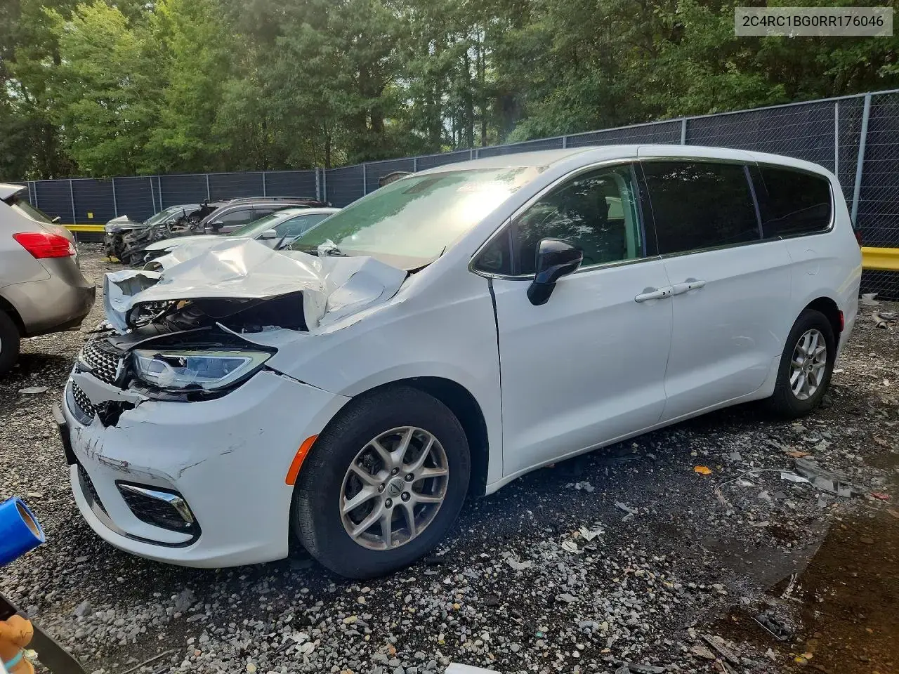 Chrysler Pacifica Touring L 2024