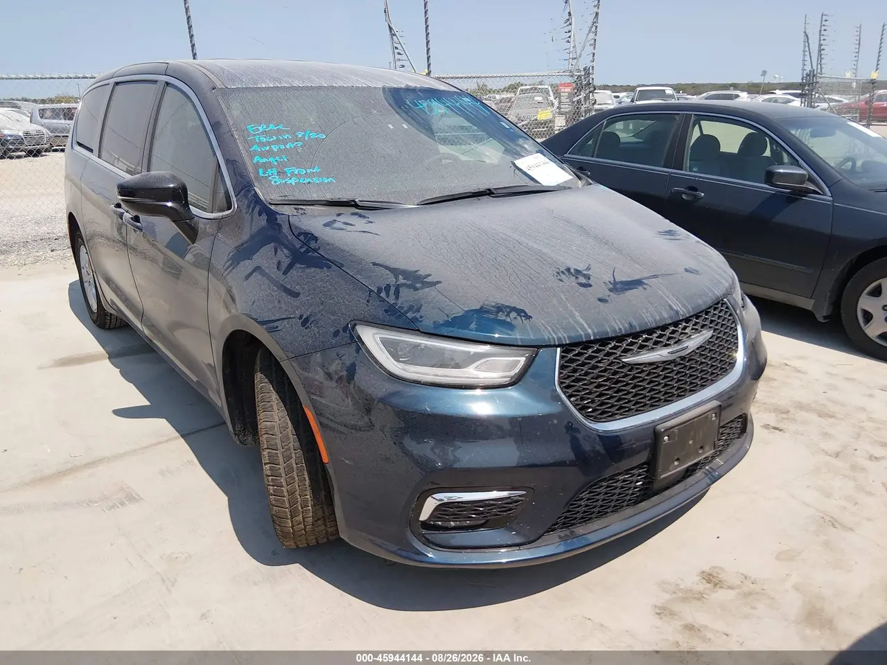 Chrysler Pacifica Select 2025