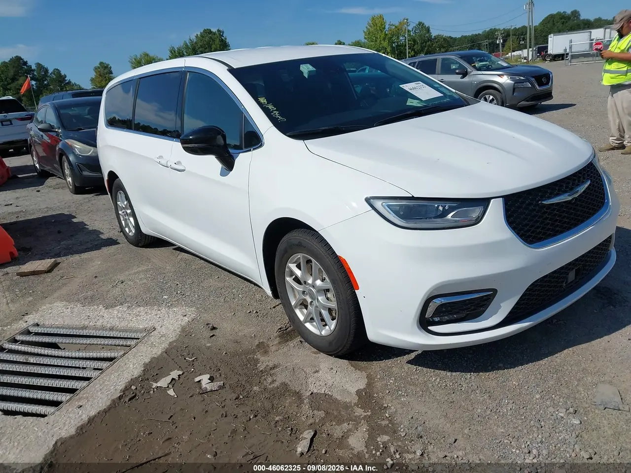 Chrysler Pacifica Select 2025