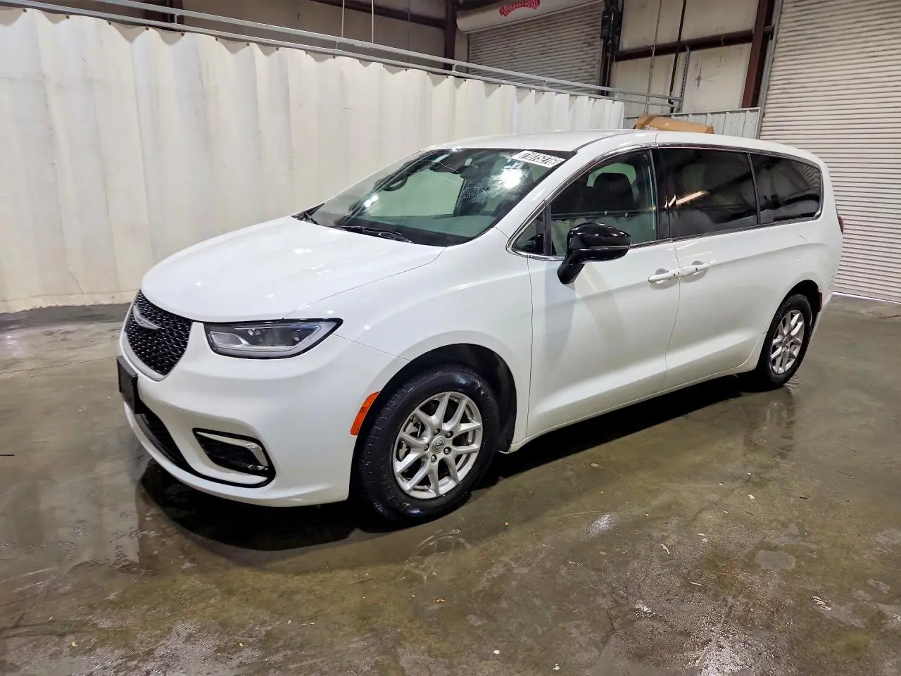 Chrysler Pacifica Select 2025